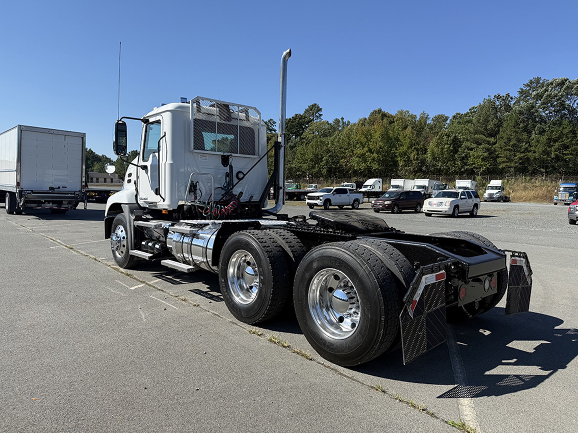 2016 Mack CXU (Pinnacle) 2016 Mack CXU (Pinnacle) - image 6 of 6
