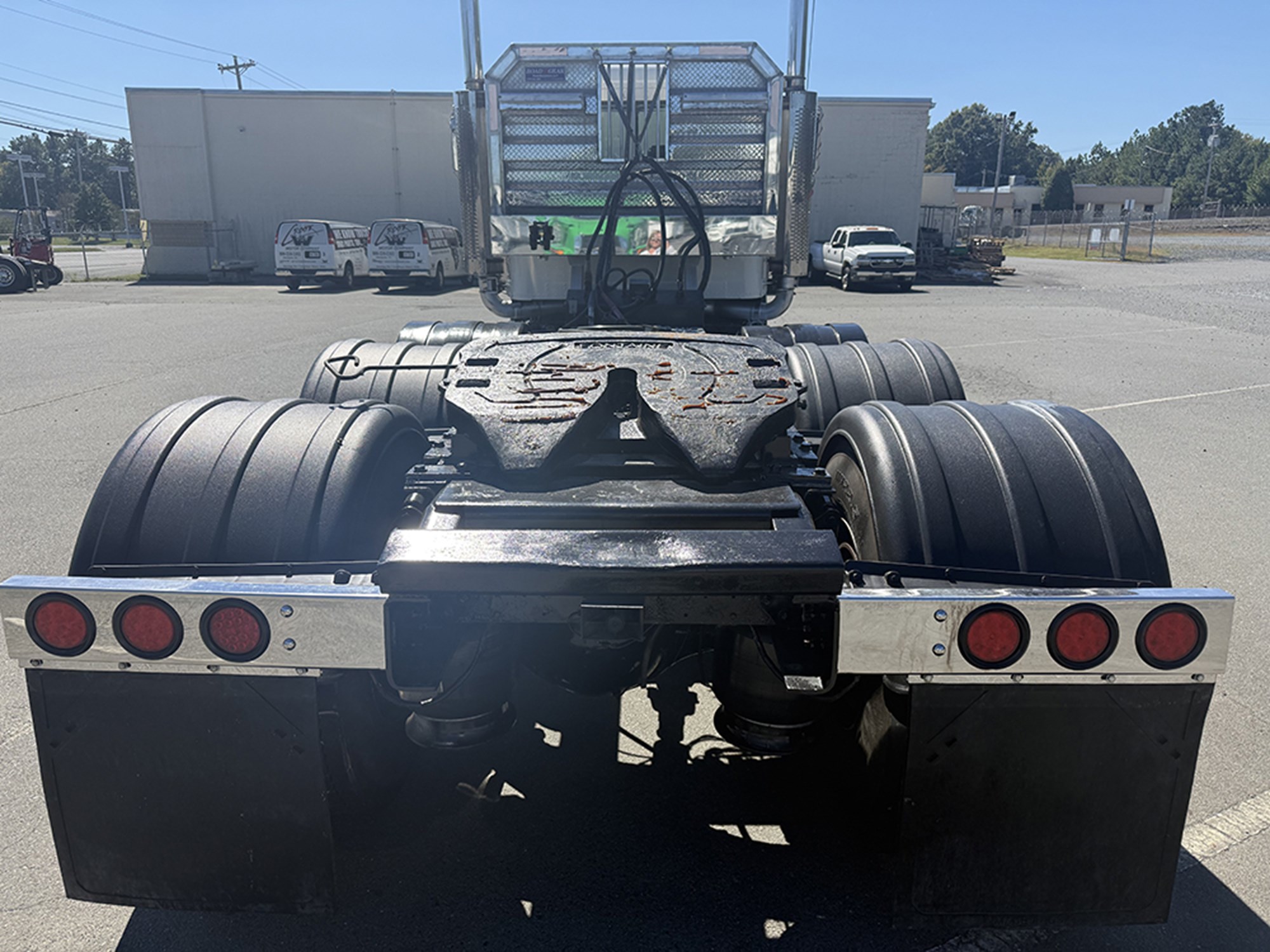 2007 Freightliner FLD120 2007 Freightliner FLD120 - image 5 of 6