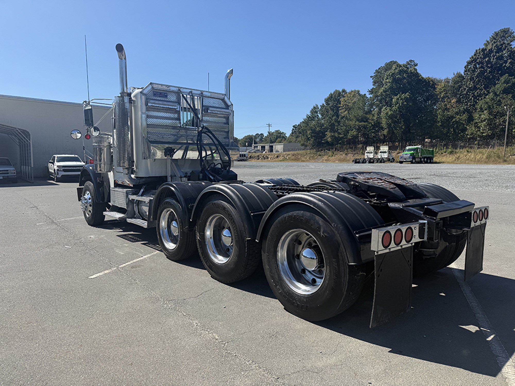 2007 Freightliner FLD120 2007 Freightliner FLD120 - image 6 of 6