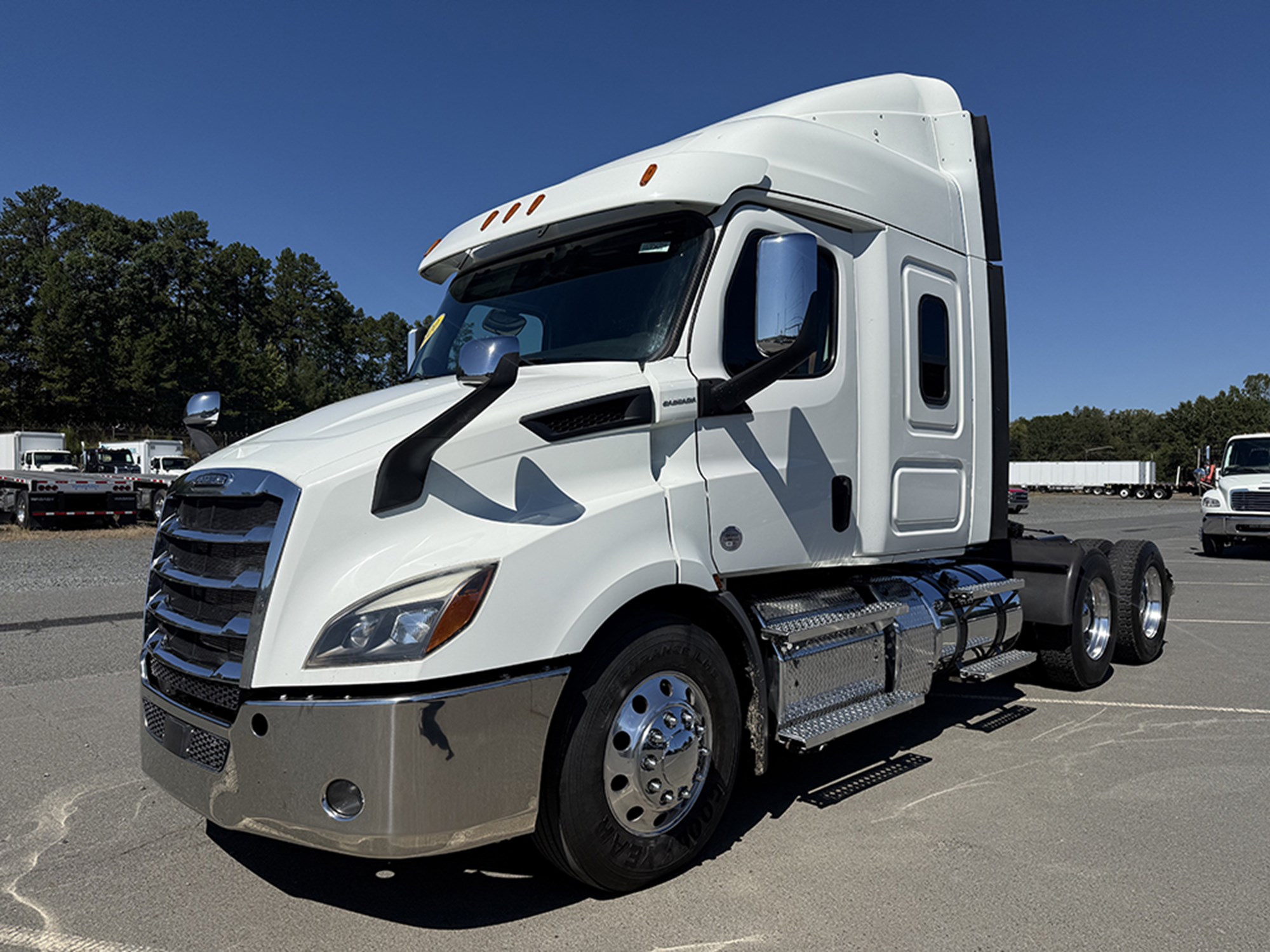 2020 Freightliner Cascadia 116 2020 Freightliner Cascadia 116 - image 1 of 6
