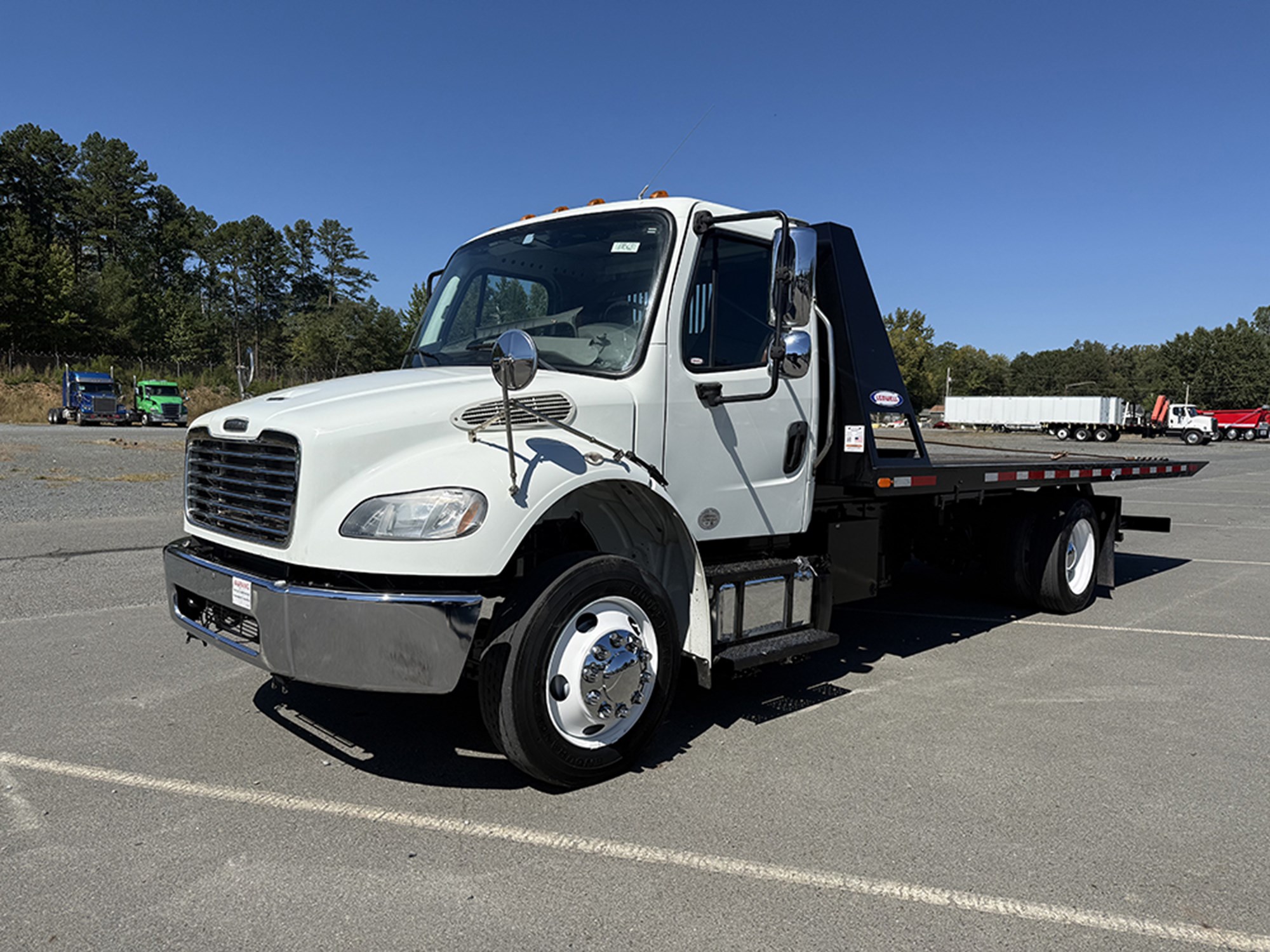 2020 Freightliner M2 2020 Freightliner M2 - image 1 of 6