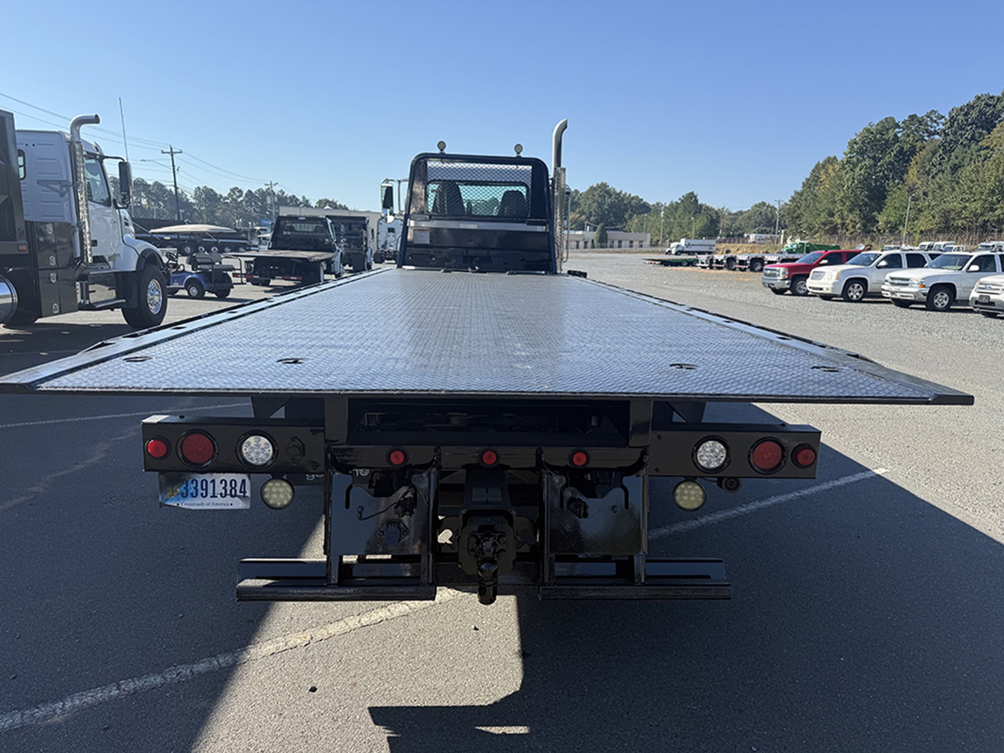2017 Peterbilt 348 2017 Peterbilt 348 - image 5 of 6