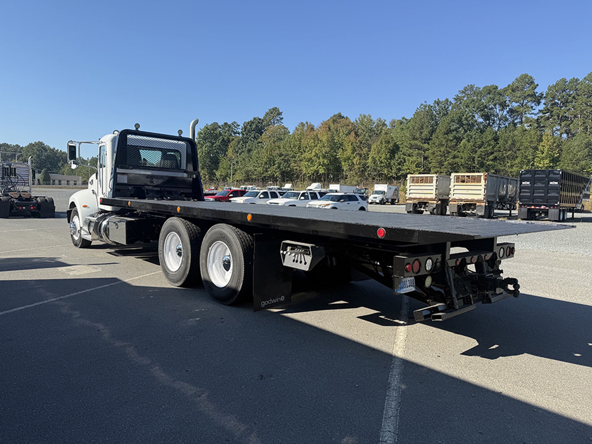 2017 Peterbilt 348 2017 Peterbilt 348 - image 6 of 6
