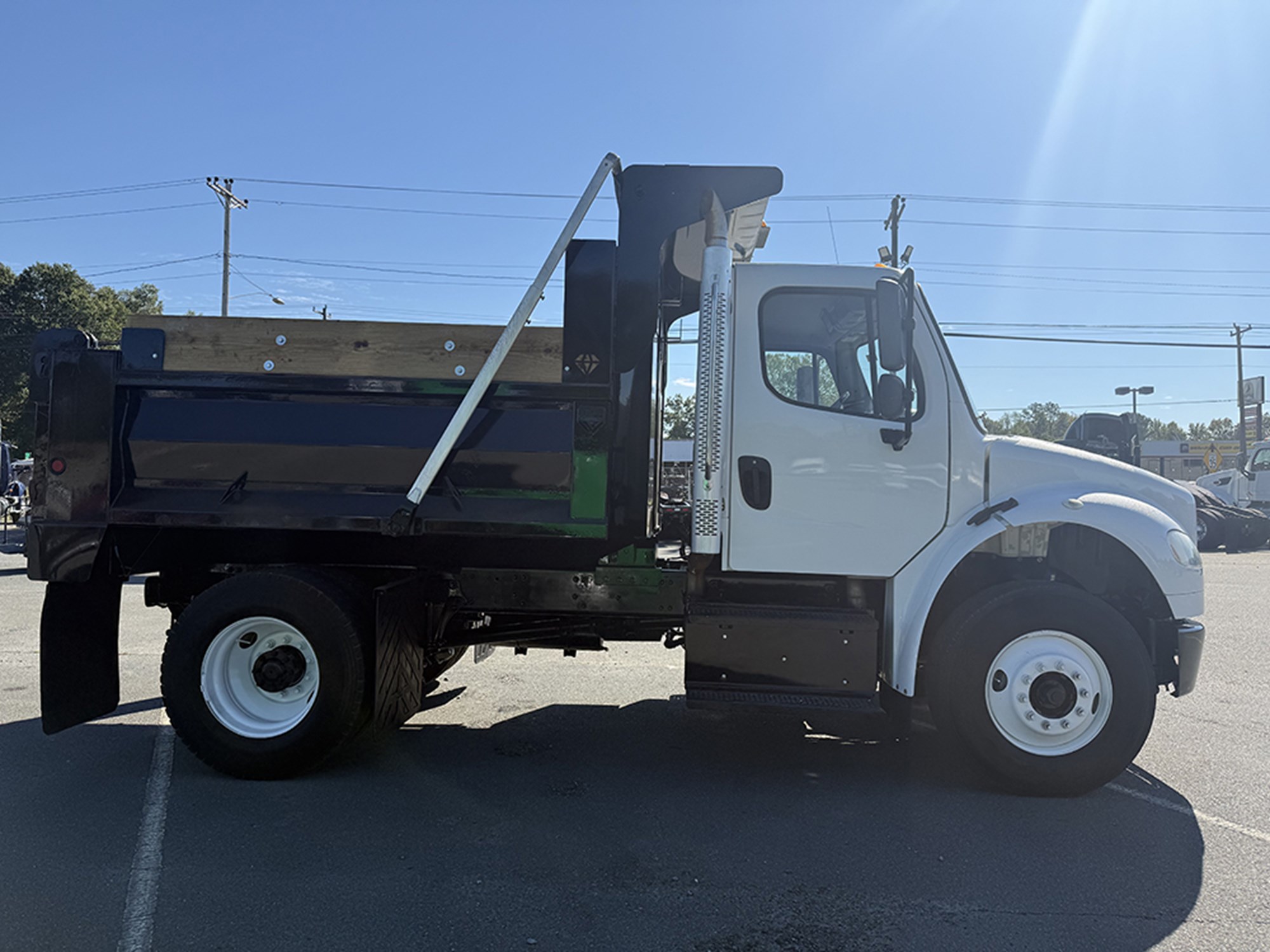 2018 Freightliner eM2 — photo 3