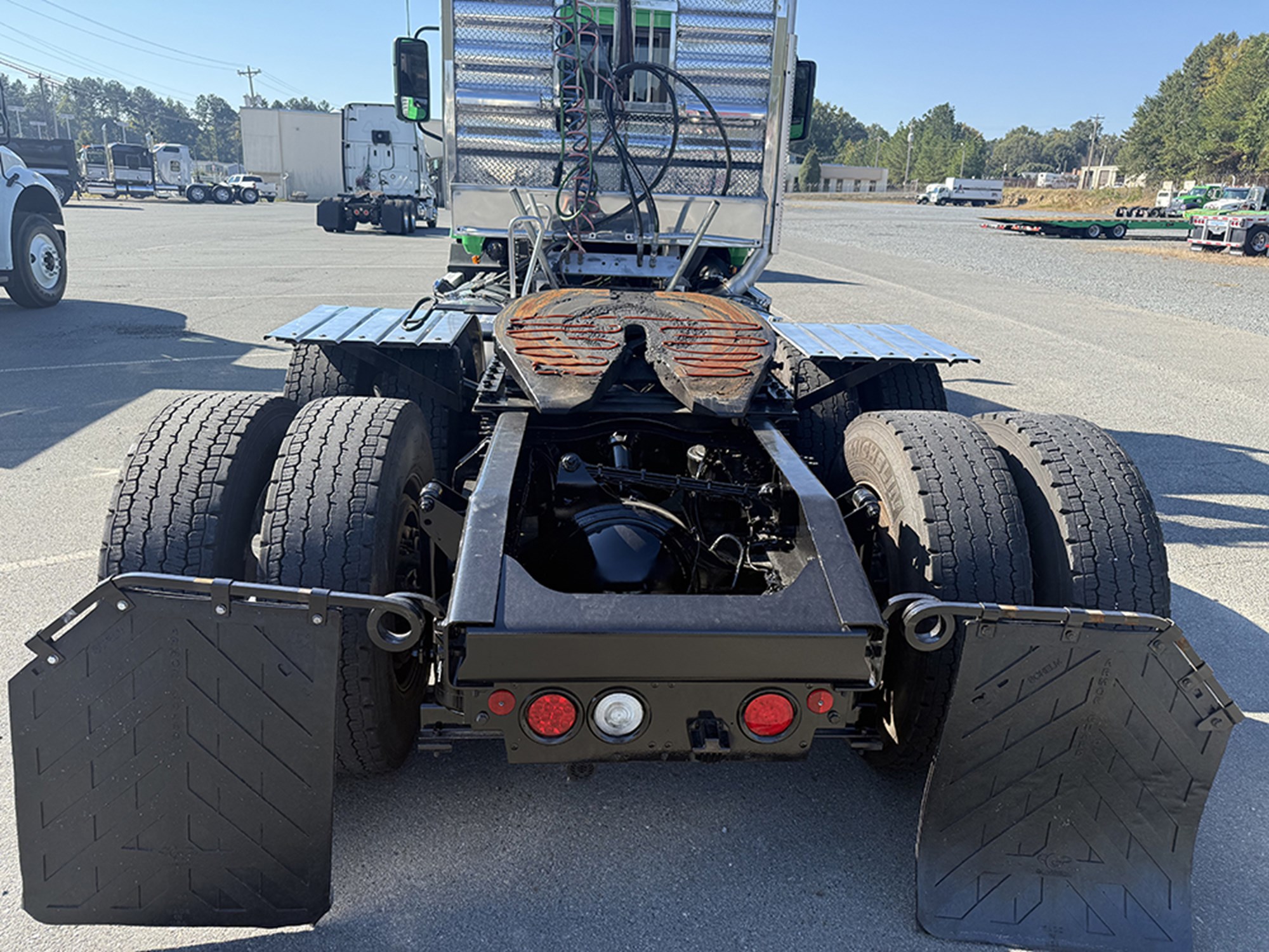 2020 Mack Anthem — photo 5
