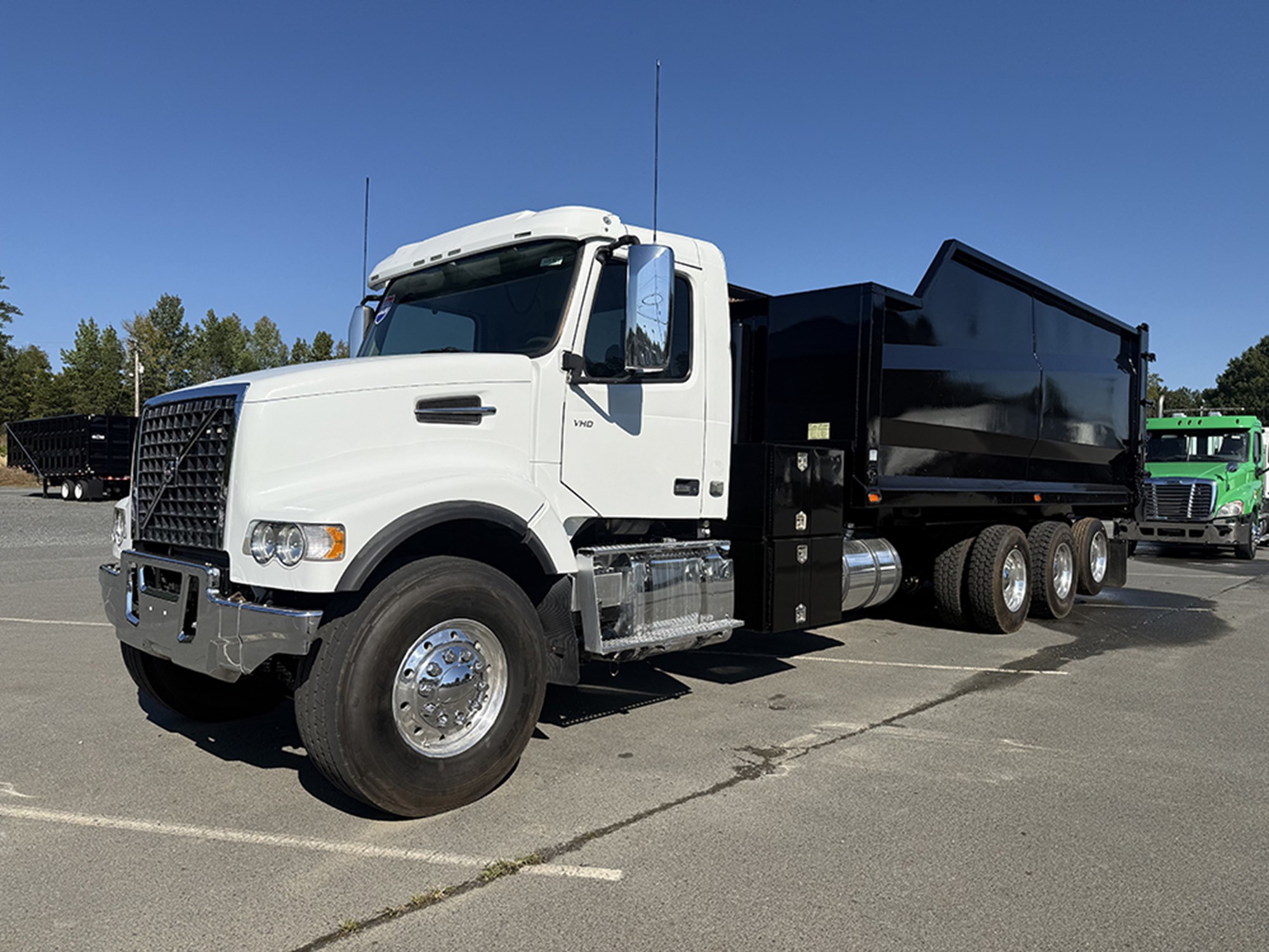2020 Volvo VHD 300