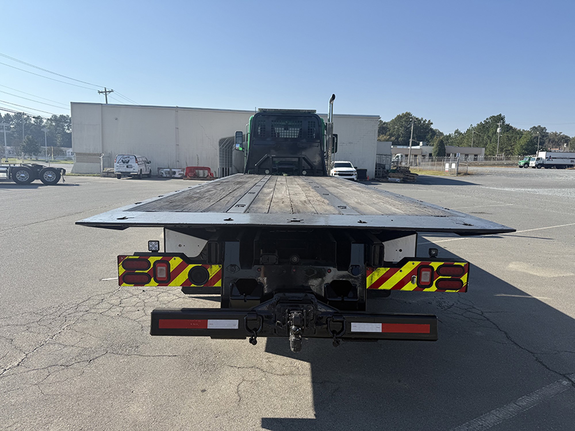 2020 Peterbilt 567 2020 Peterbilt 567 - image 5 of 6
