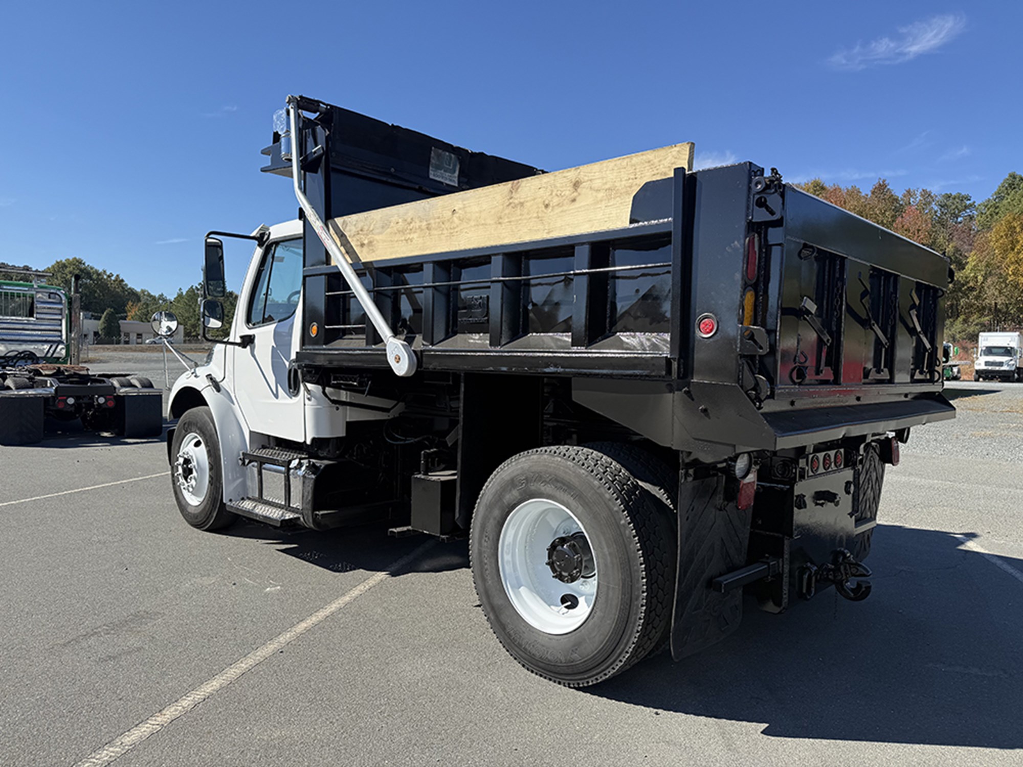 2017 Freightliner M2 2017 Freightliner M2 - image 6 of 6