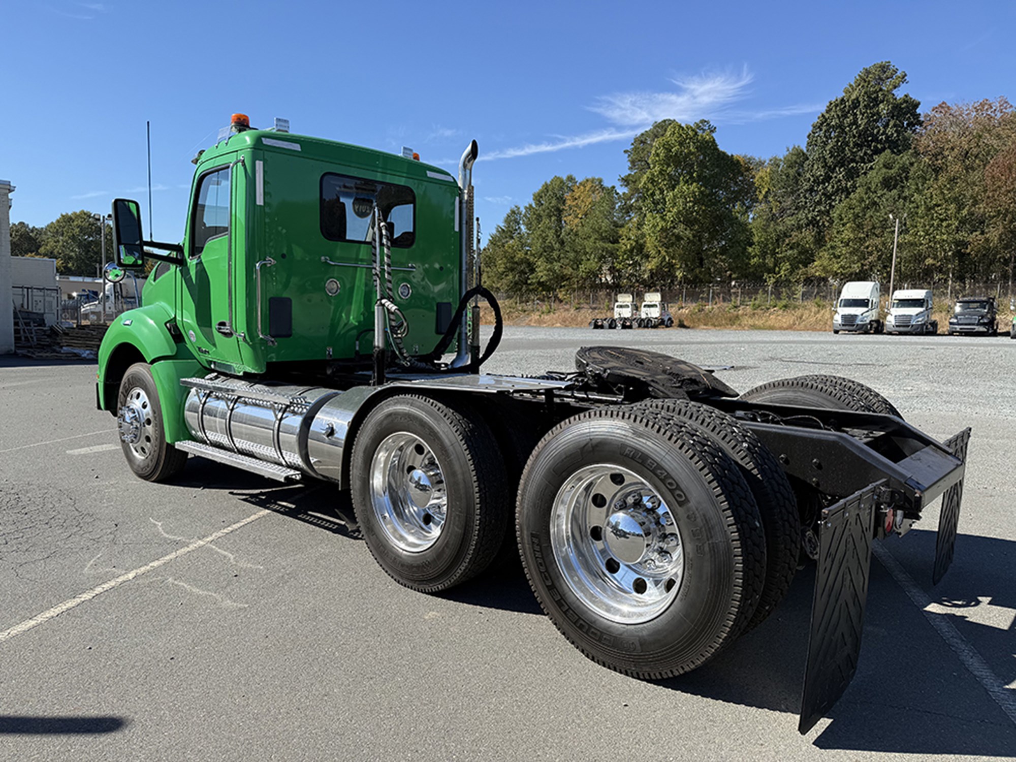 2019 Kenworth T880 2019 Kenworth T880 - image 6 of 6