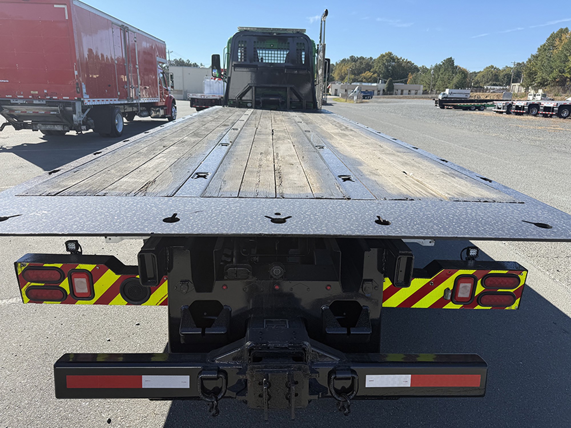 2019 Peterbilt 567 2019 Peterbilt 567 - image 5 of 6